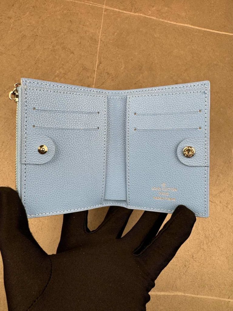 ルイ・ヴィトン モノグラムキャンバス 上品で収納力抜群の長財布 ビジネスやギフトに最適 - 画像 4