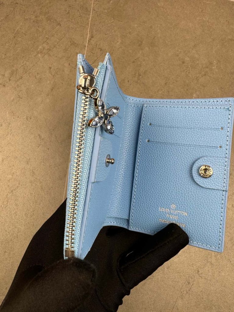 ルイ・ヴィトン モノグラムキャンバス 上品で収納力抜群の長財布 ビジネスやギフトに最適 - 画像 6