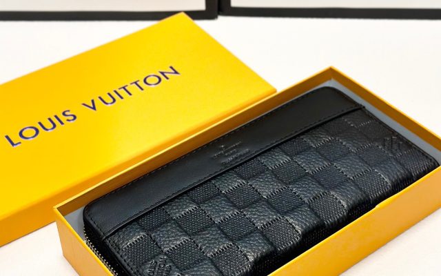 LOUIS VUITTONの財布・小物を毎日に使うなら確認したいこと
