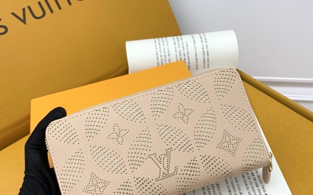 物価高でも選びやすい財布：LOUIS VUITTONを自然に取り入れる