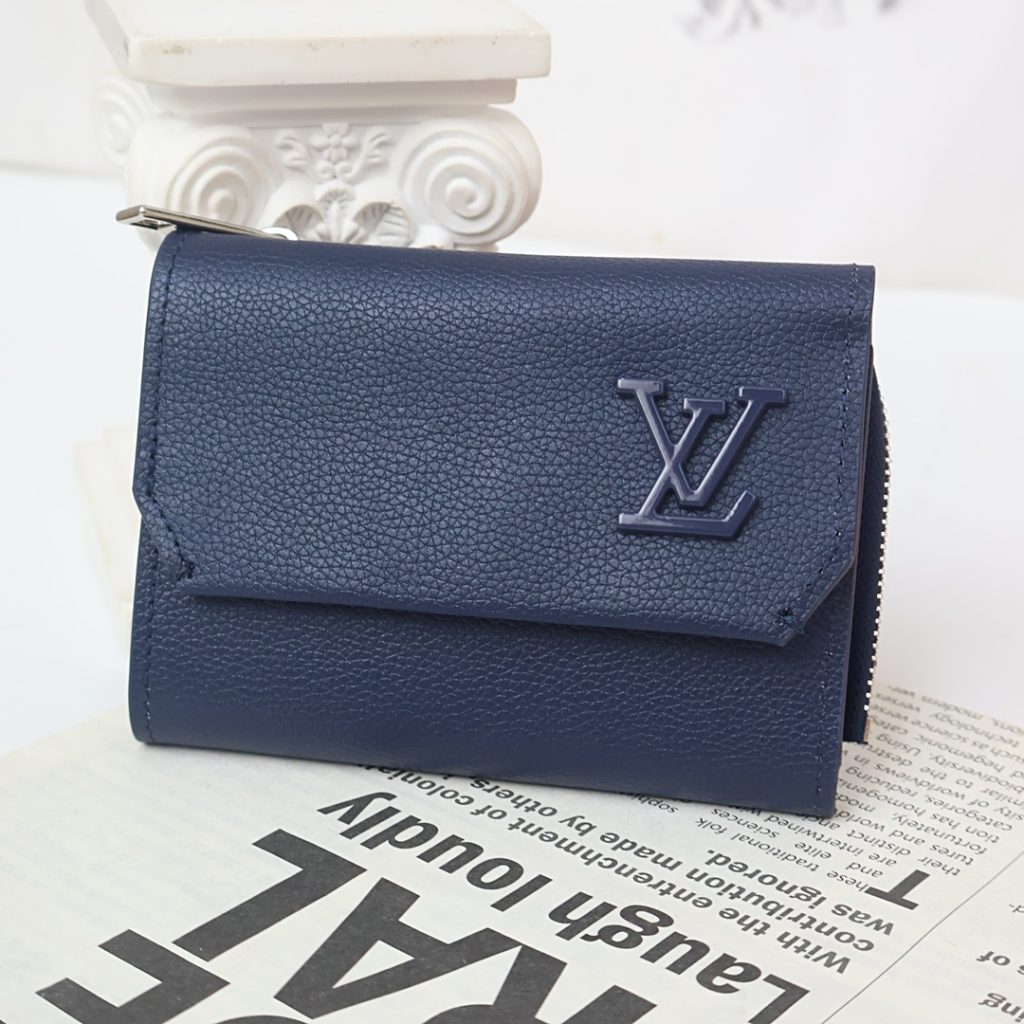 ルイ・ヴィトン モノグラムキャンバス 上品な長財布 財布・小物｜ギフト選びで予算内で見たいポイント