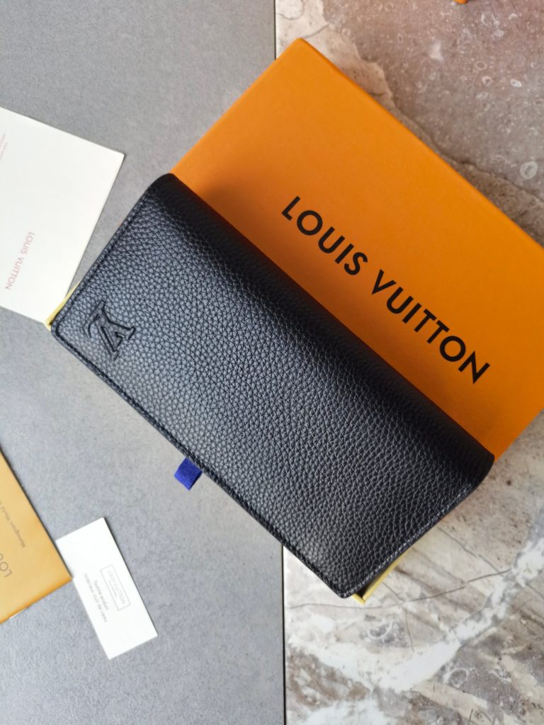 ルイ・ヴィトン モノグラムキャンバス 上品な長財布 レディースへのギフトに最適な定番モデル - 画像 8
