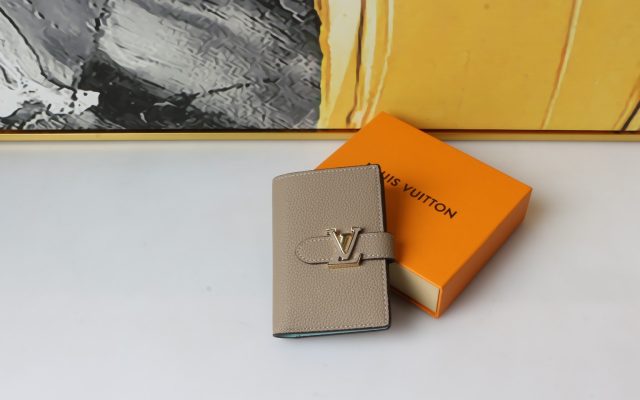 LOUIS VUITTONの財布を予算内で探す前に見るモノグラムのポイント