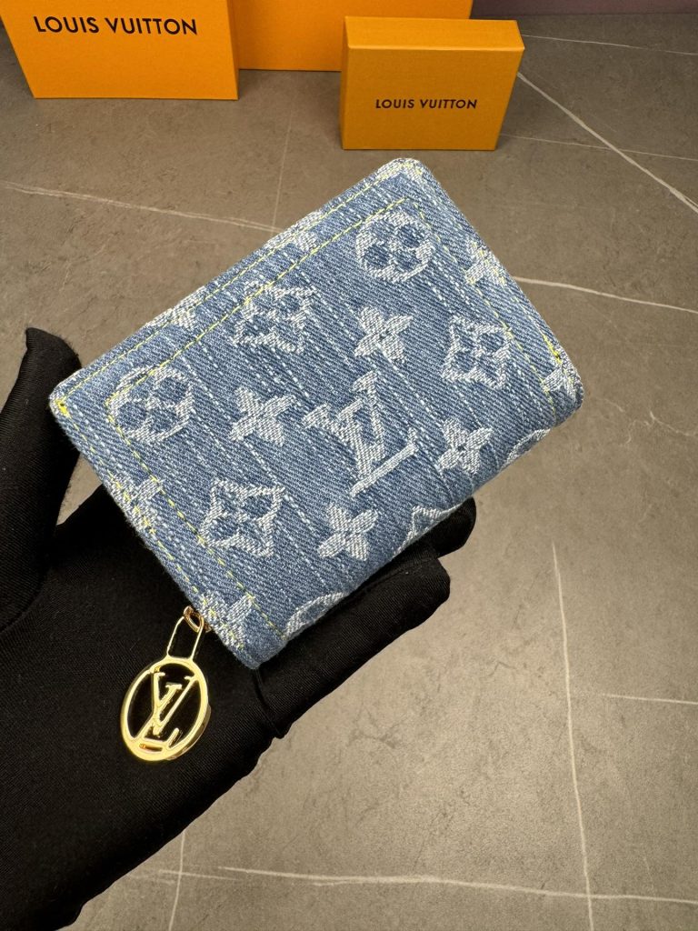 LOUIS VUITTONの財布は価格・収納・合わせ方でどう見るか