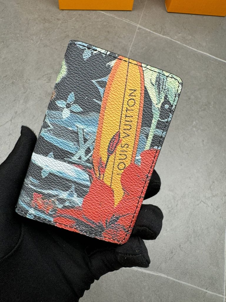 ルイ・ヴィトン モノグラムキャンバス 上品な長財布 財布・小物|仕事帰りに使いやすさを写真で整理