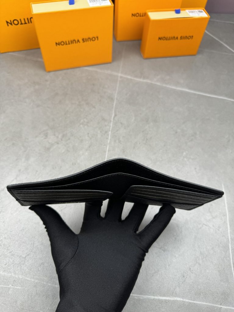 ルイ・ヴィトン モノグラムキャンバス 上品な長財布 レディースへのギフトに最適な定番モデル - 画像 5
