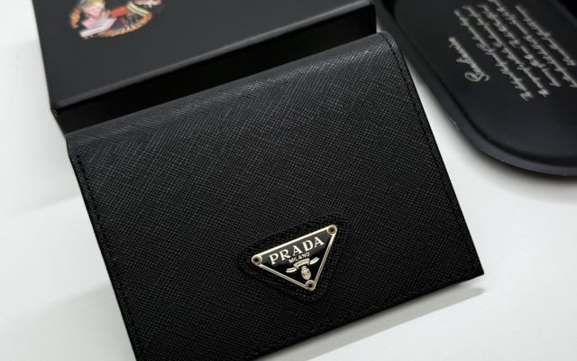 Pradaの財布は価格・収納・合わせ方でどう見るか