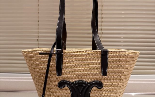 CELINEのバッグを毎日に使うなら確認したいこと