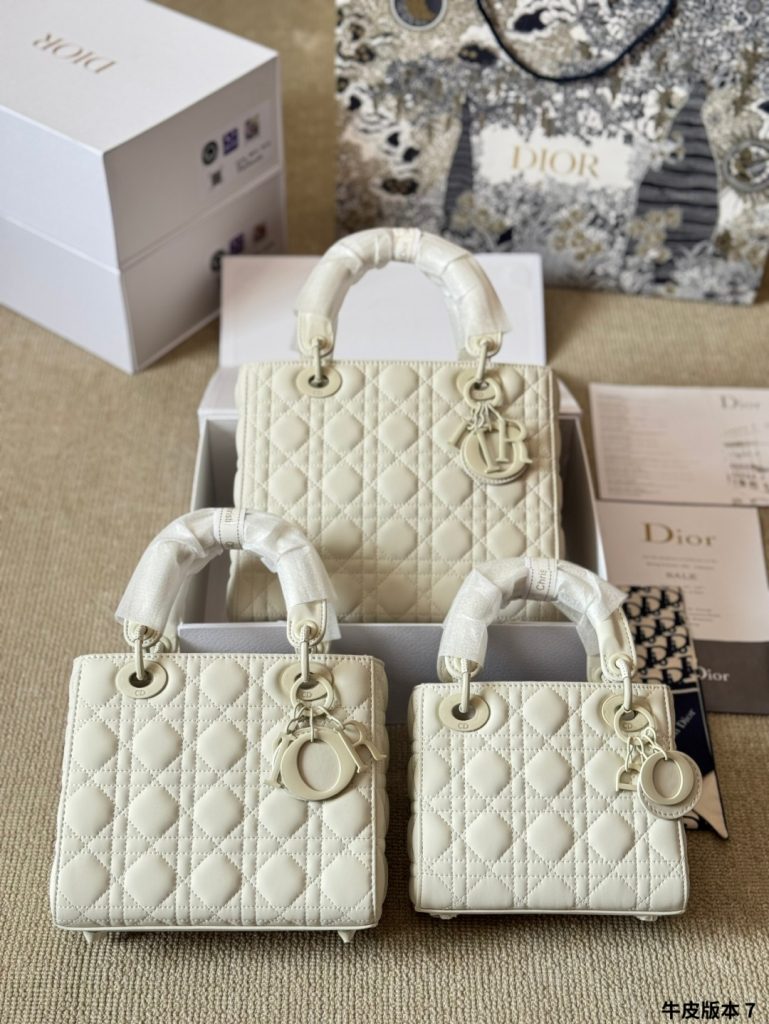 Diorディオール モノグラムキャンバス 上品なショルダーバッグ レディース向けギフトにも最適 - 画像 2