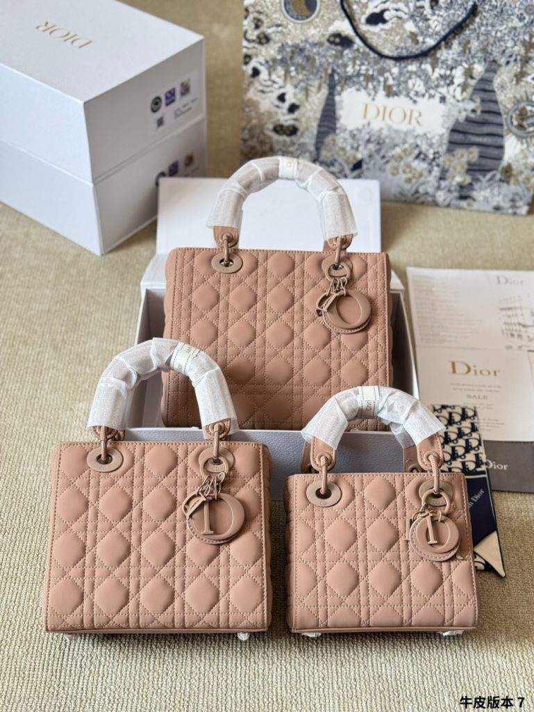 Diorディオール モノグラムキャンバス 上品なショルダーバッグ レディース向けギフトにも最適 - 画像 3