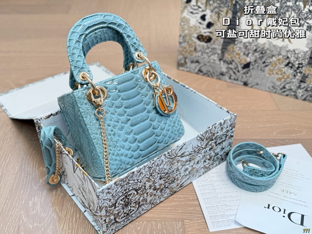 Diorディオール ショルダーバッグ 上品なモノグラムキャンバス レディースに人気の定番モデル - 画像 4