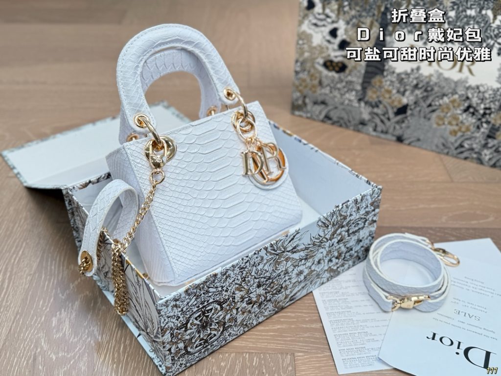 Diorディオール ショルダーバッグ 上品なモノグラムキャンバス レディースに人気の定番モデル - 画像 5