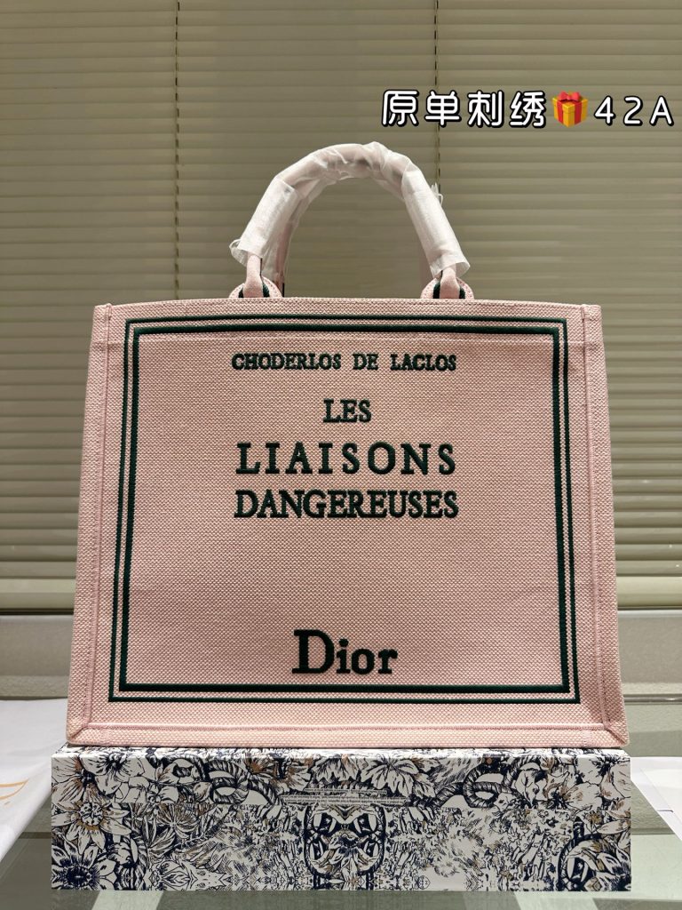 Diorディオール ショルダーバッグ 上品なモノグラムキャンバス レディースに人気の定番モデル - 画像 2