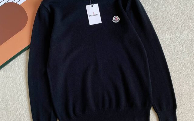 MONCLER ブラック ファッション小物 - 画像 1