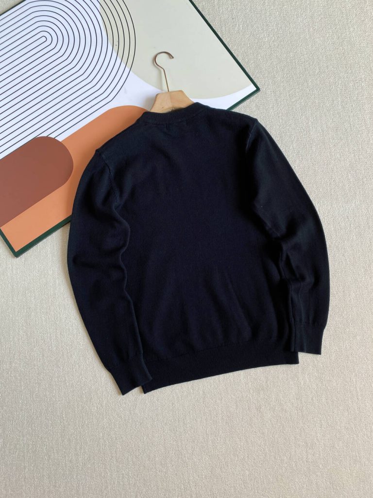 Monclerモンクレール 9297 ロゴ ロングスリーブニット 2色入 保温性抜群 - 画像 4