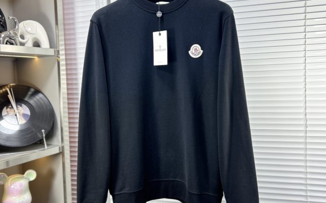 黒系その他を服に合わせるなら見るべき3点