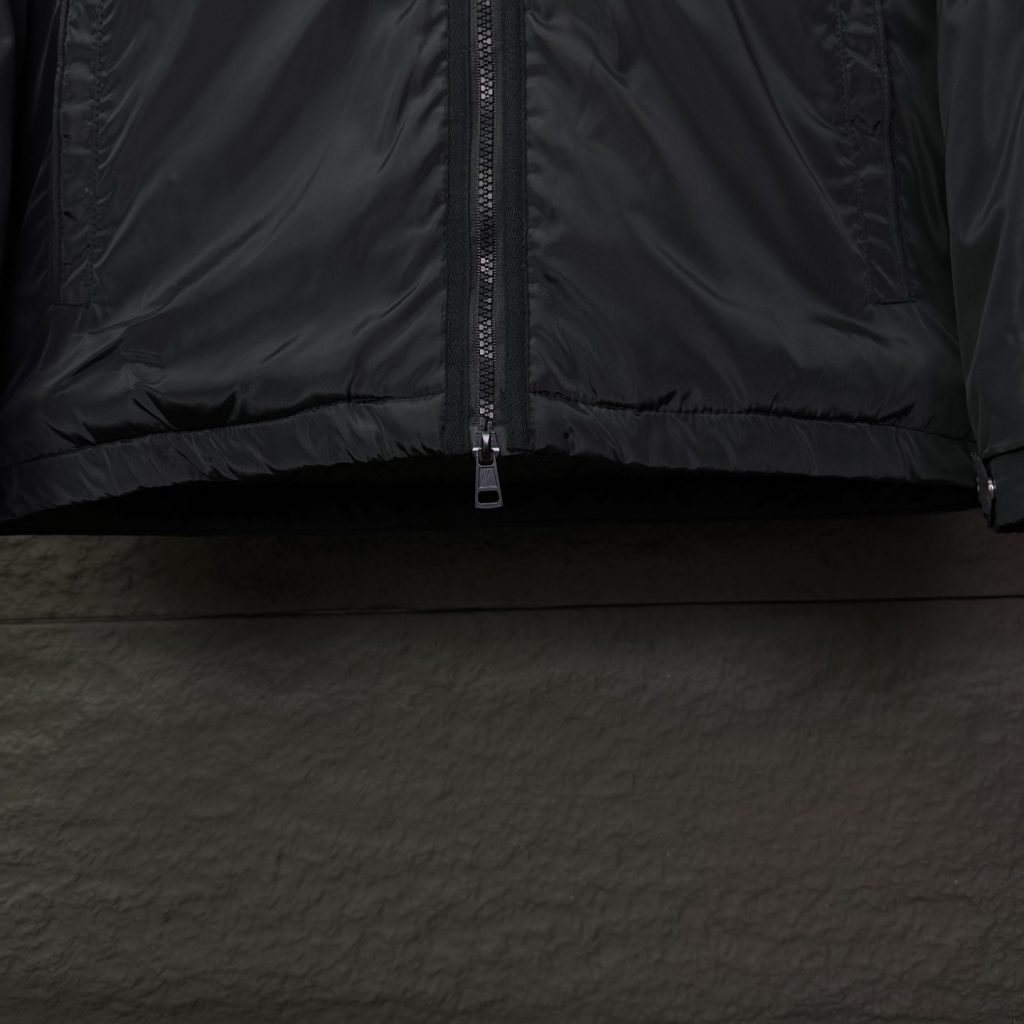 Monclerモンクレール フード付きジャケット 黒 グリーン 2色展開 保温性抜群の軽量アウター - 画像 7