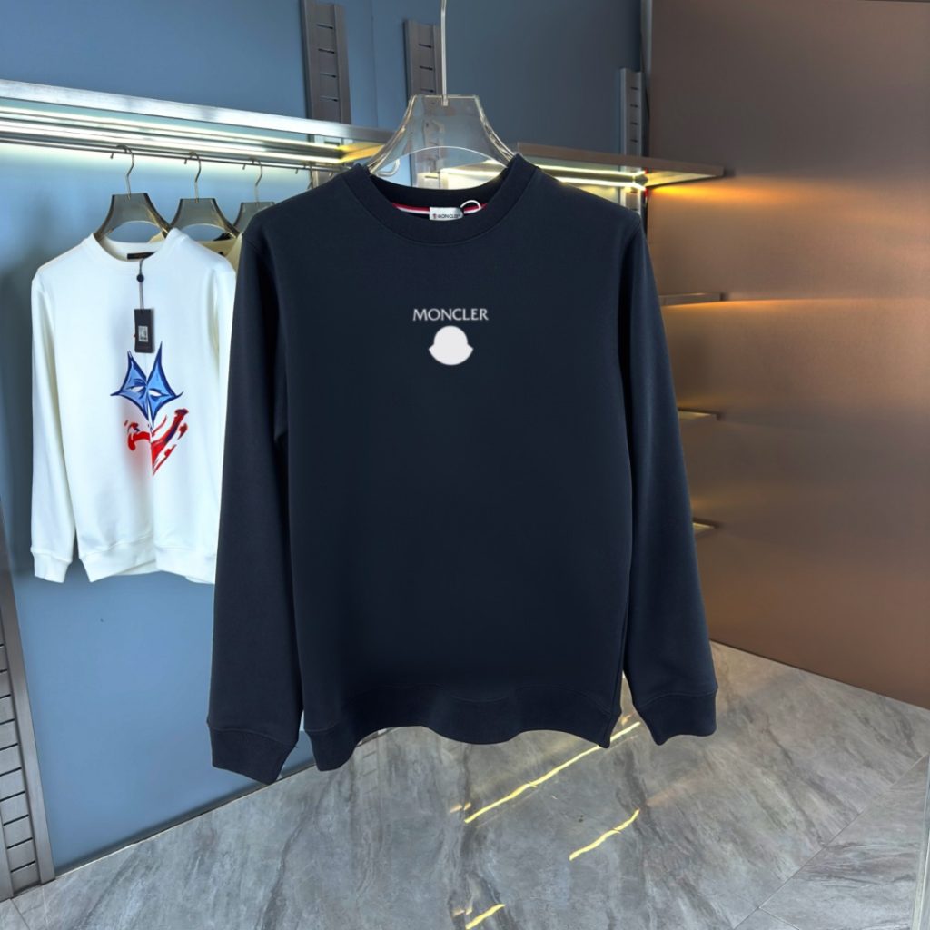 日常で使いやすいMONCLERのその他を写真で確認