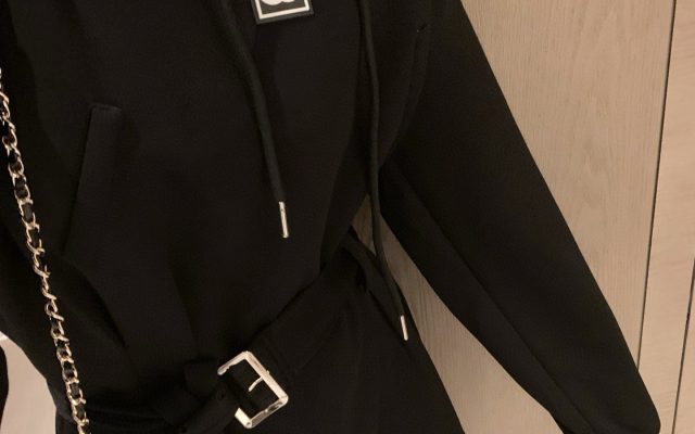 ブラック系服装を服に合わせるなら見るべき3点