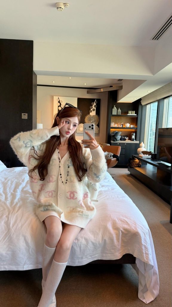 ピカピカカーデ 3色入 女性用 おしゃれなニットカーディガン|旅行に使いやすいファッションアイテムを写真で確認