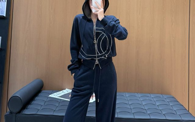 ブラックが映えるその他は日常で使いやすいか