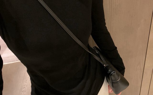 服装選びで迷ったら：Tシャツの価格と使い道