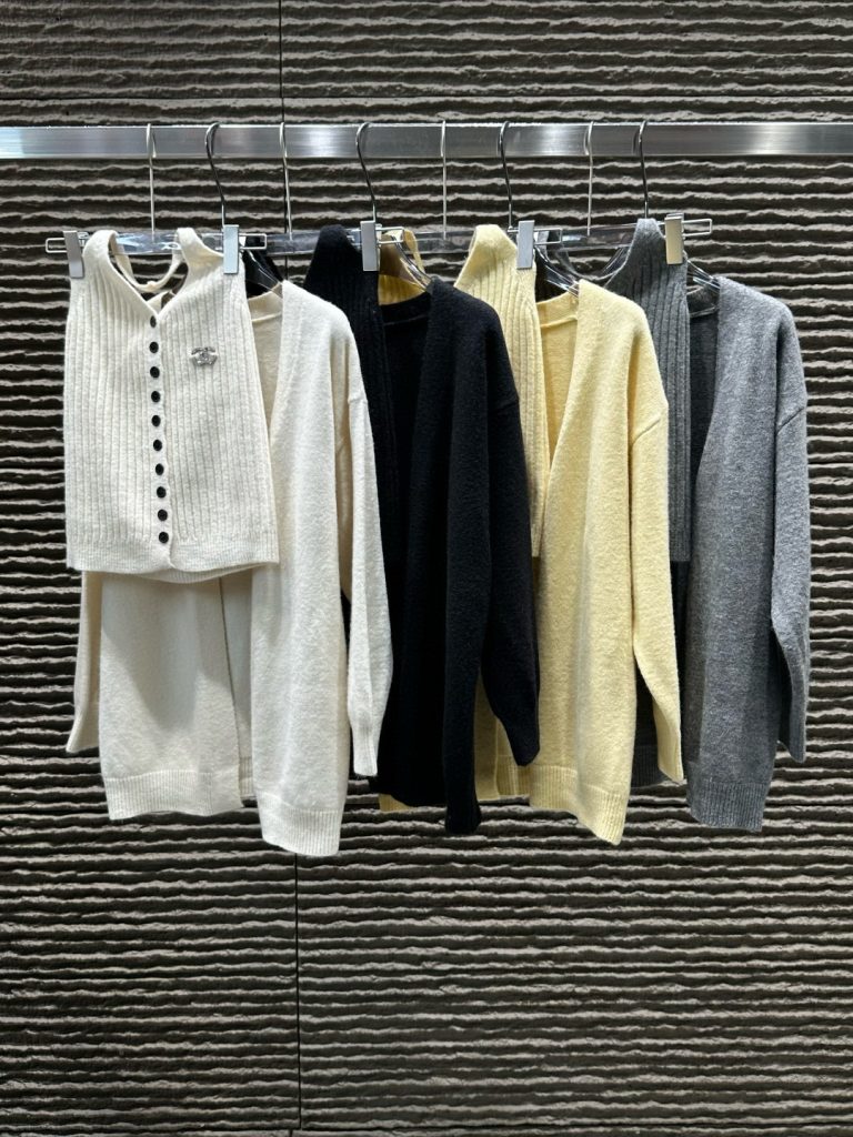 休日用に検討したい服装：写真と商品リンク付き