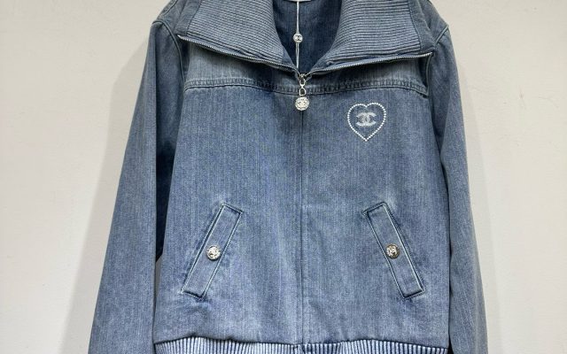 ブランドアイテムのジャケットを予算内で探す前に見る刺繍のポイント