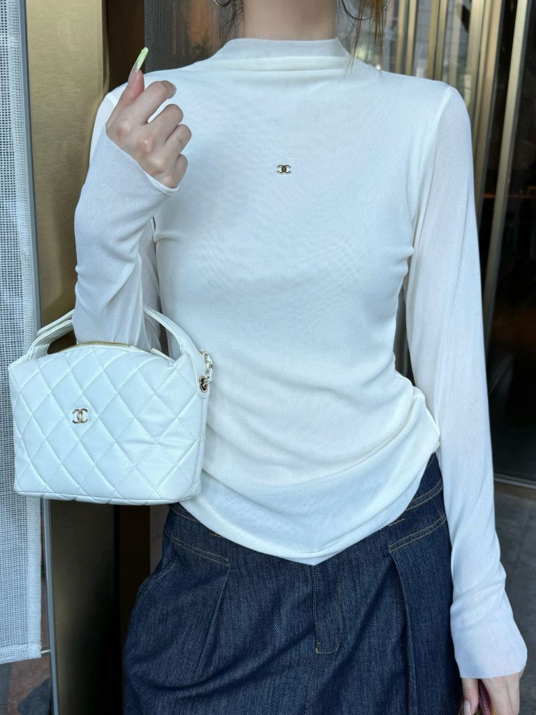 街歩き用に検討したい服装：写真と商品リンク付き
