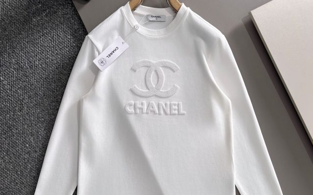 CHANELの服装を毎日に使うなら確認したいこと