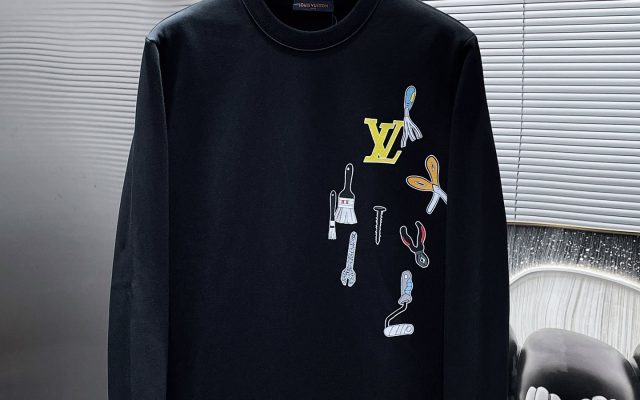 LOUIS VUITTONのTシャツは価格・収納・合わせ方でどう見るか