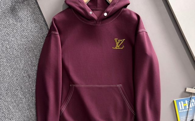 服装選びで迷ったら：パーカーの価格と使い道