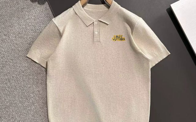 街歩き用に検討したい服装：写真と商品リンク付き