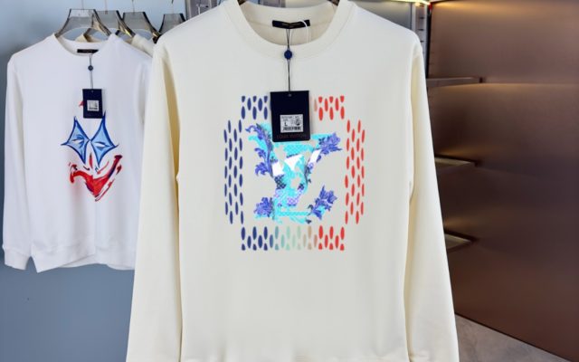 服装選びで迷ったら：パーカーの価格と使い道