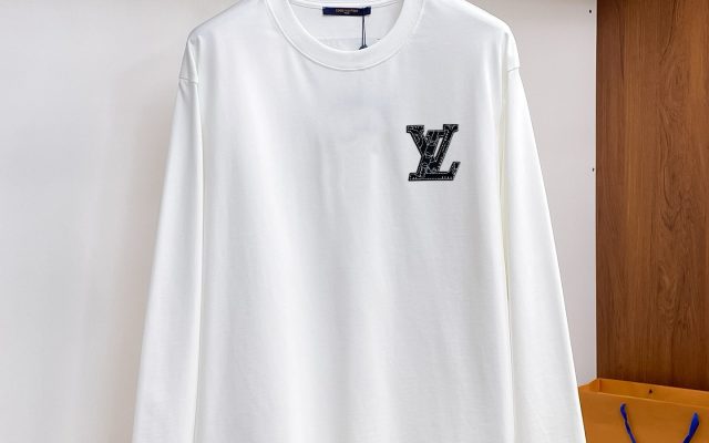 ユニセックスの節約買いに向くTシャツか写真でチェック