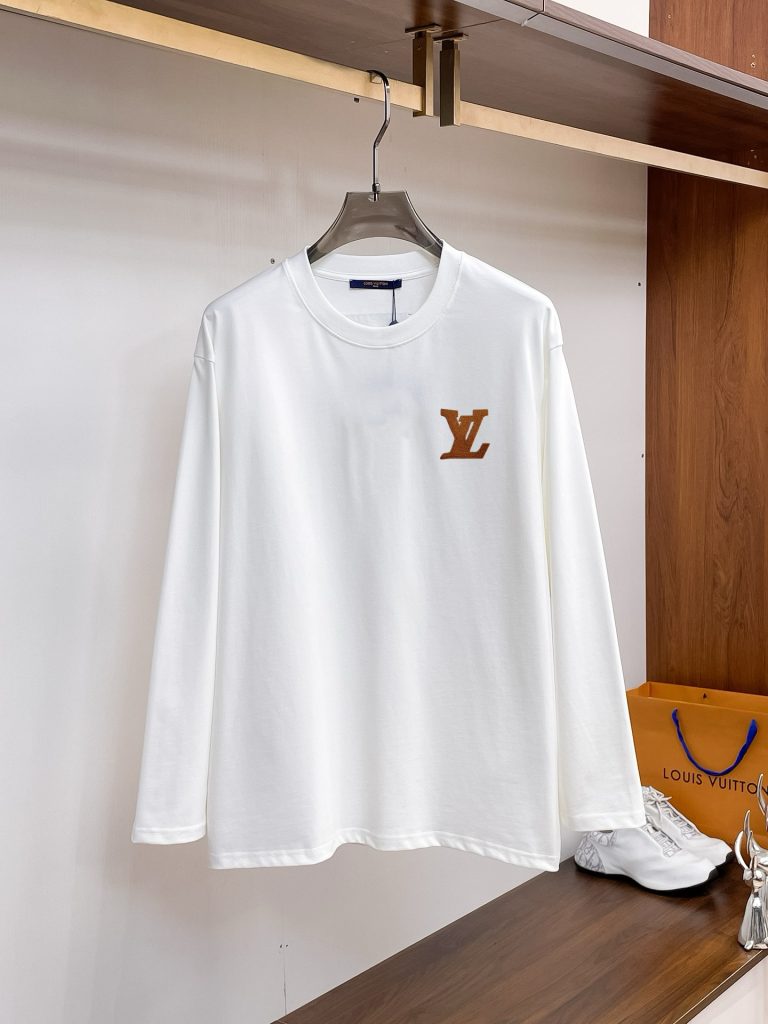 街歩き用に検討したい服装：写真と商品リンク付き