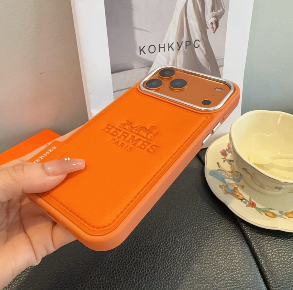 iPhoneケースHERMES ファッションスマホケース オレンジ&ベージュ 2色入 🍊 - 画像 5