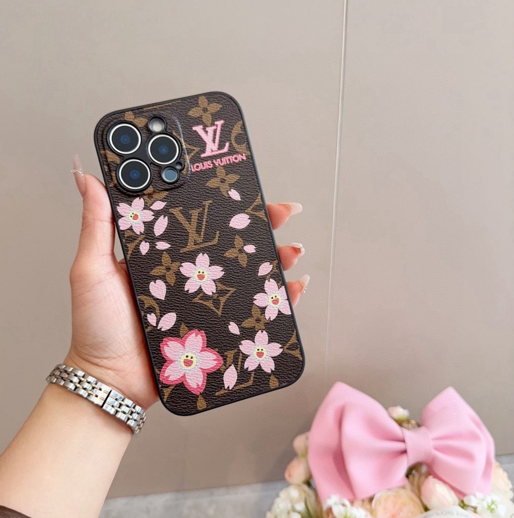 IPHONE PRO iPhoneケースルイヴィトン チェリーブロッサム iPhone15 Pro ケース ブラウ…｜ギフトに使いやすい財…