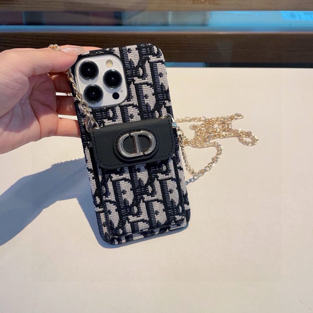 iPhoneケースDior ディオール 財布・小物｜ランチの日に写真で選び方を確認