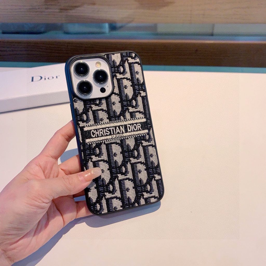 iPhoneケースDior ディオール スマホケース 2色入 ブランド小物｜通勤の日に毎日に合わせるポイント