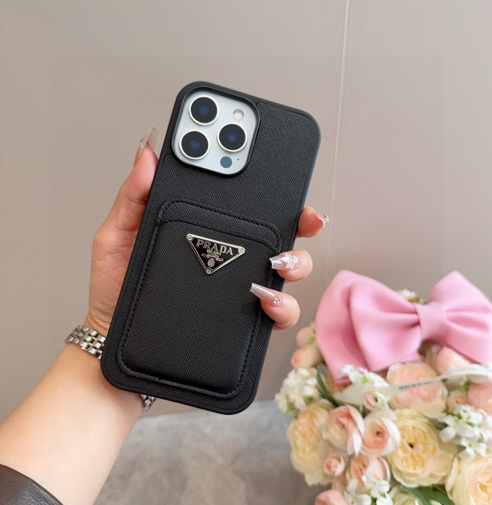iPhoneケースプラダ マルチポケットスマホケース 1色入 財布・小物|通勤の日に毎日に合わせるポイント