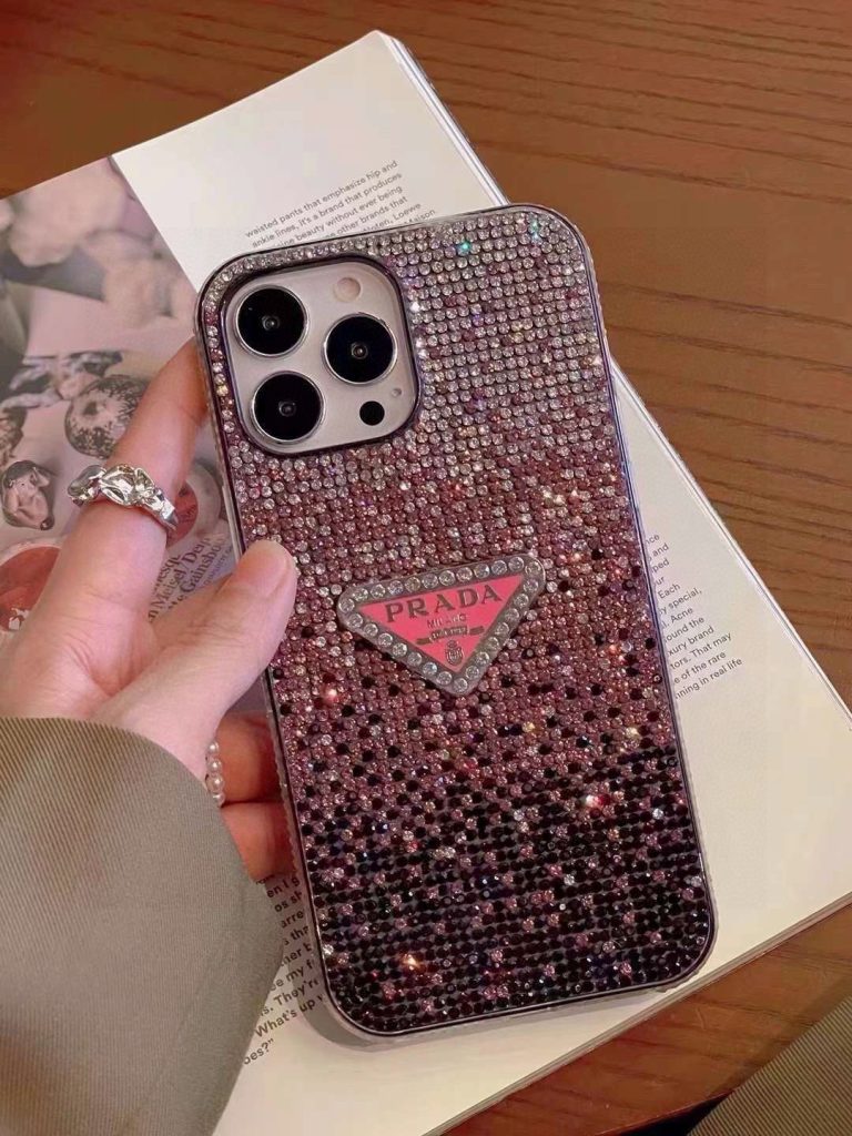 iPhoneケース プラダ ステッチスマホケース 2色入 財布・小物|ランチの日に写真で選び方を確認