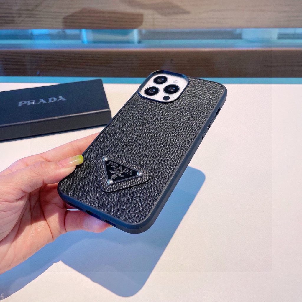 iPhoneケースPRADA プラダ スモールトライアングル ファブリックiPhoneケース 2色入 📱 - 画像 6