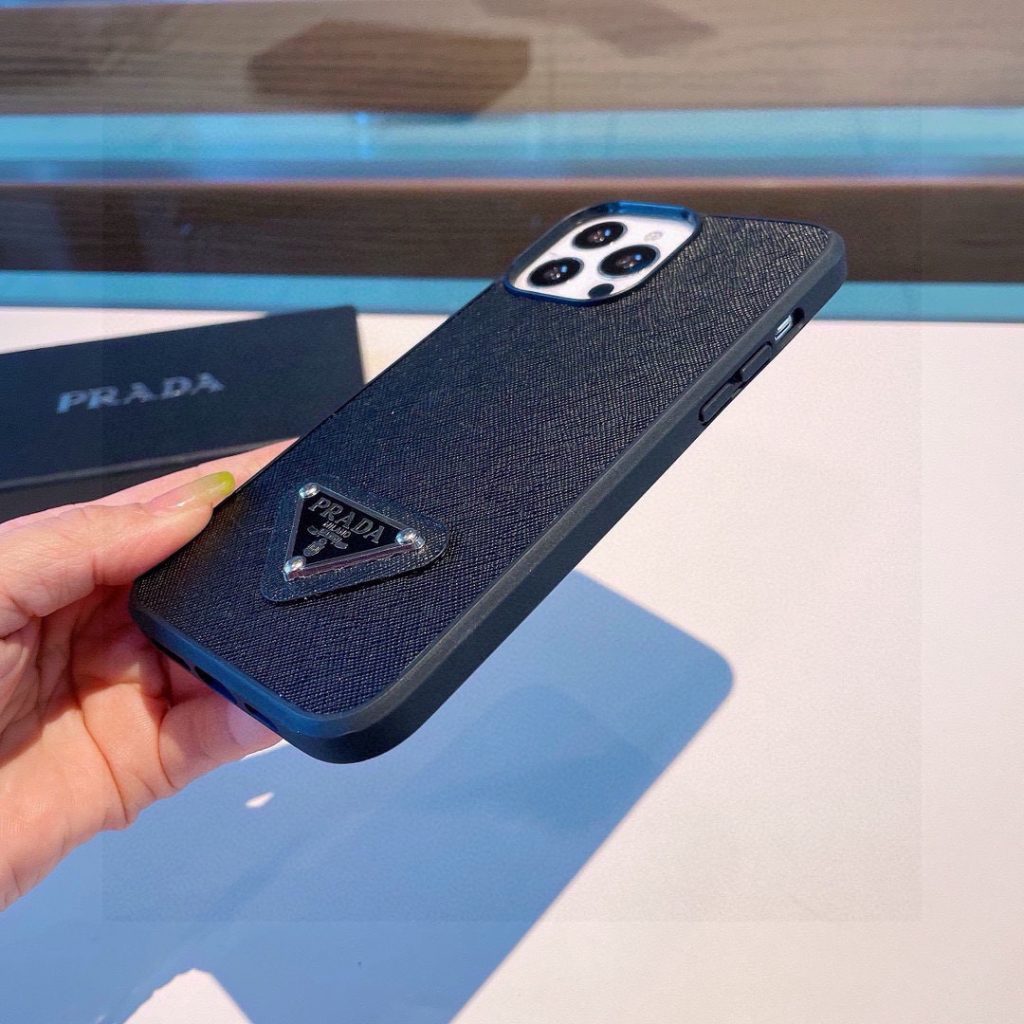 iPhoneケースPRADA プラダ スモールトライアングル ファブリックiPhoneケース 2色入 📱 - 画像 7