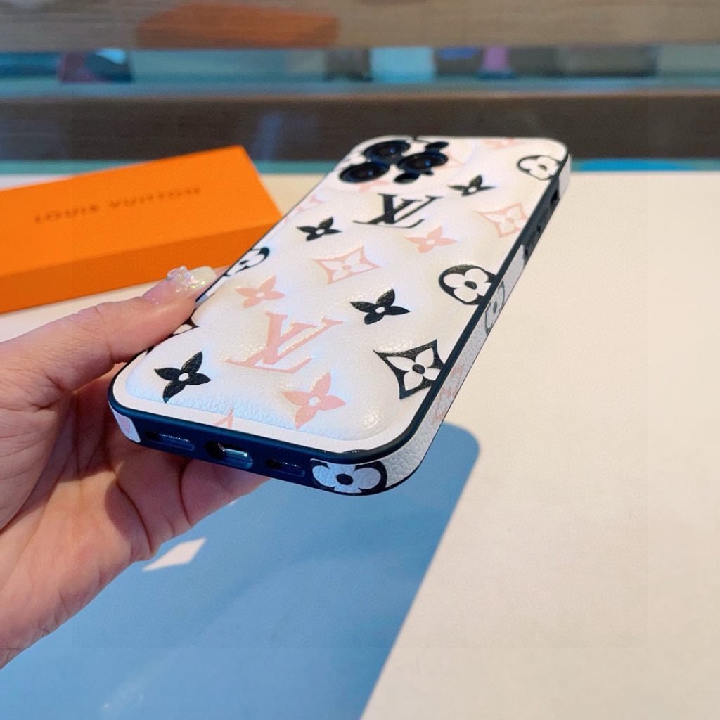 iPhoneケースルイヴィトン風 プラダ風 スマホケース 3色入 📱 - 画像 6