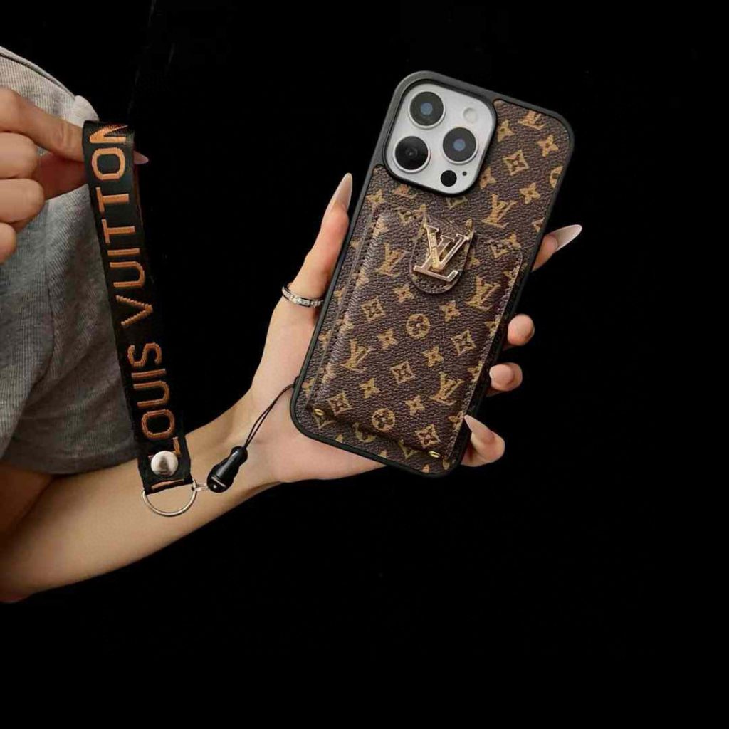 iPhoneケースLouis Vuitton モノグラム 財布・小物|旅行の日に選ぶ前の確認ポイント