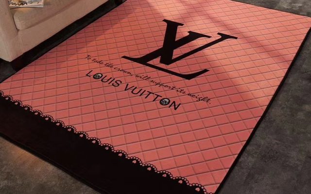 物価高でも選びやすいライフスタイル小物：LOUIS VUITTONを自然に取り入れる