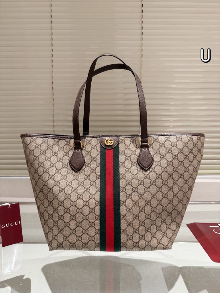 GUCCI グッチ レディーストートバッグ ベージュ|週末に使いやすいバッグを写真で確認