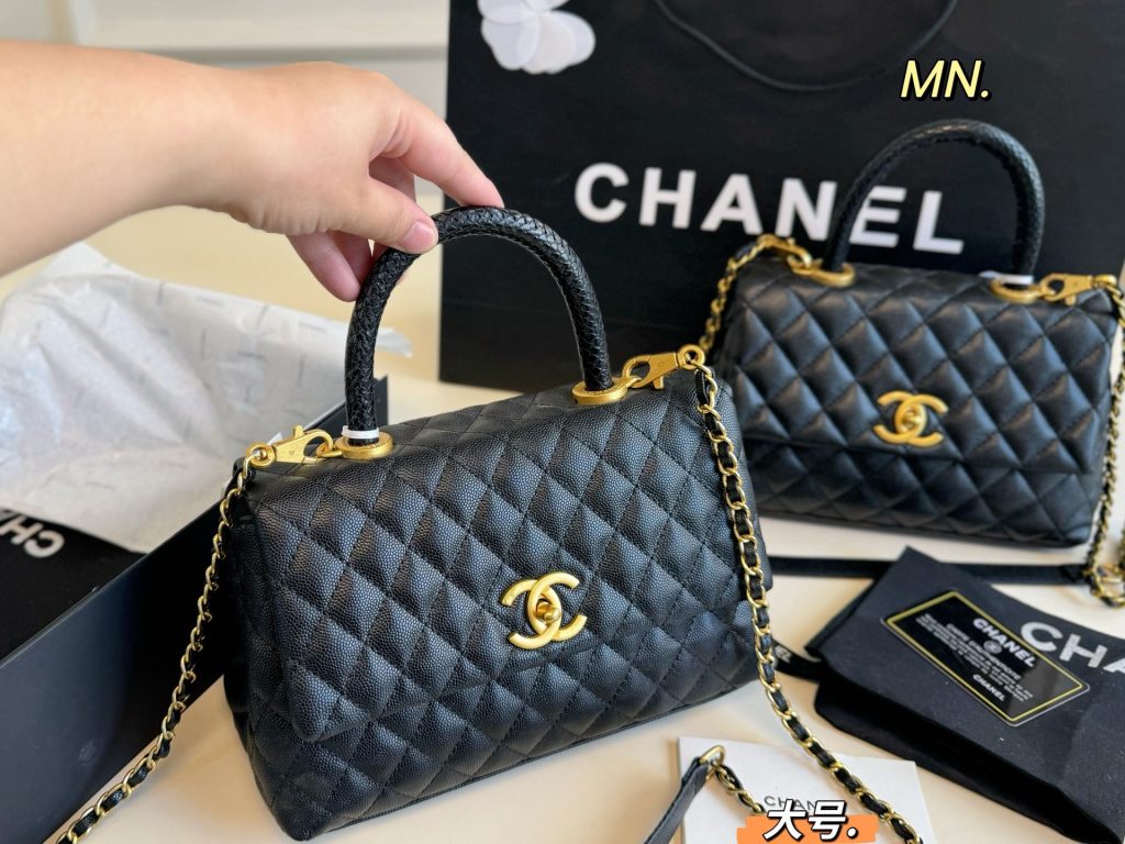 エレガントな CHANEL シャネル ファッション レザー ポーチ 1色入|通勤に使いやすいバッグを写真で確認