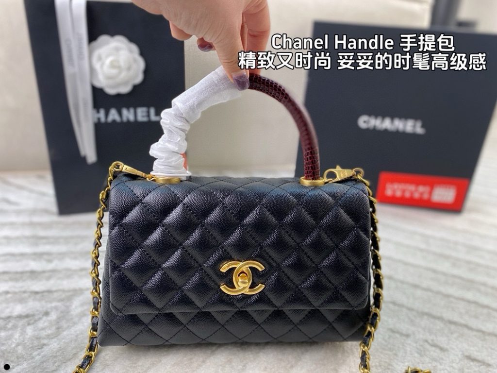 CHANEL ハンドル付きハンドバッグ 黒 2WAYチェーン レザー｜カフェに行く日に選ぶ前の確認ポイント